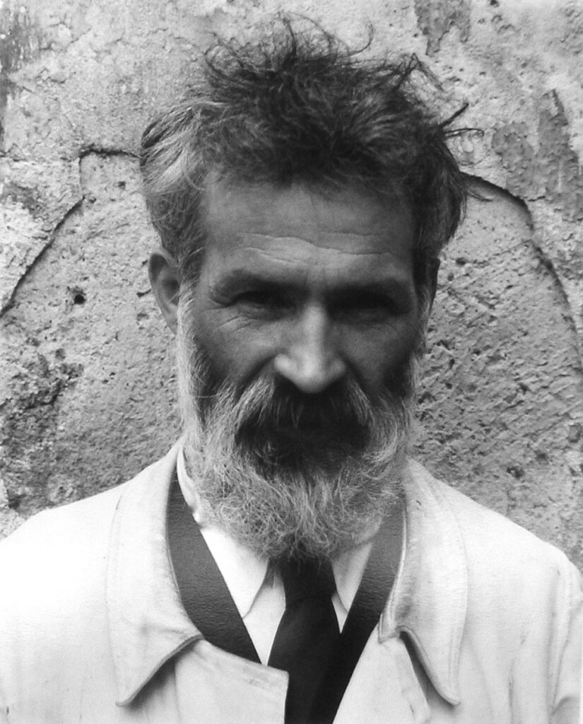 Romanian sculptor Constantin Brancusi