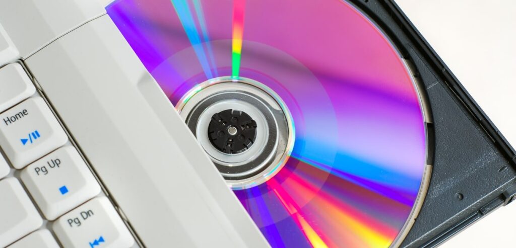 Hyper CD ROM invented by Romanians